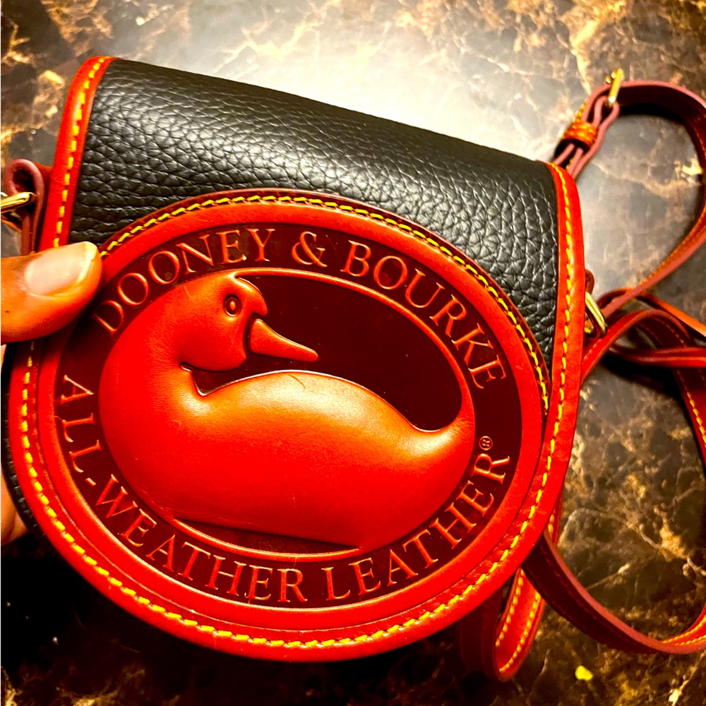 Brand New‼️ Dooney & Bourke All Weather Duck Bag.